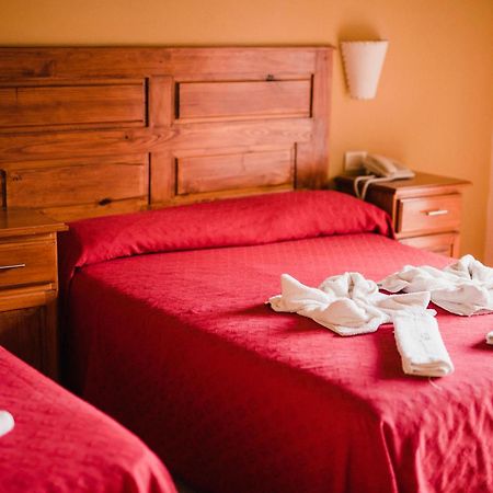 Hotel El Sauce ซานตา โรซา เด กาลามูชิตา ภายนอก รูปภาพ