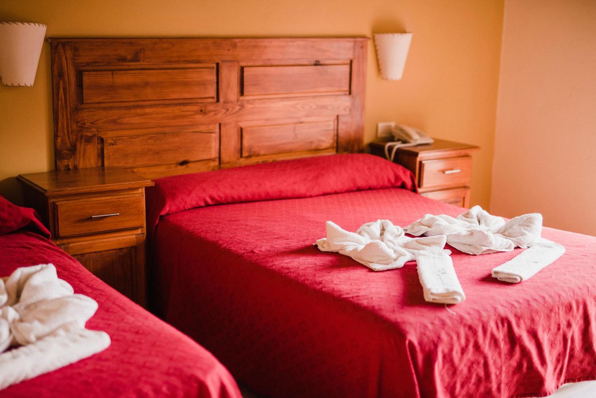 Hotel El Sauce ซานตา โรซา เด กาลามูชิตา ภายนอก รูปภาพ